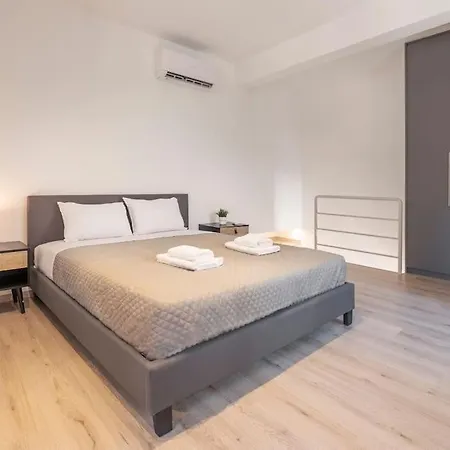 Apartment Oculus Irakleous 4 Athens